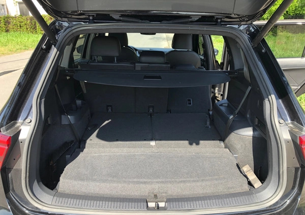 Volkswagen Tiguan Allspace cena 83000 przebieg: 142000, rok produkcji 2019 z Bydgoszcz małe 781